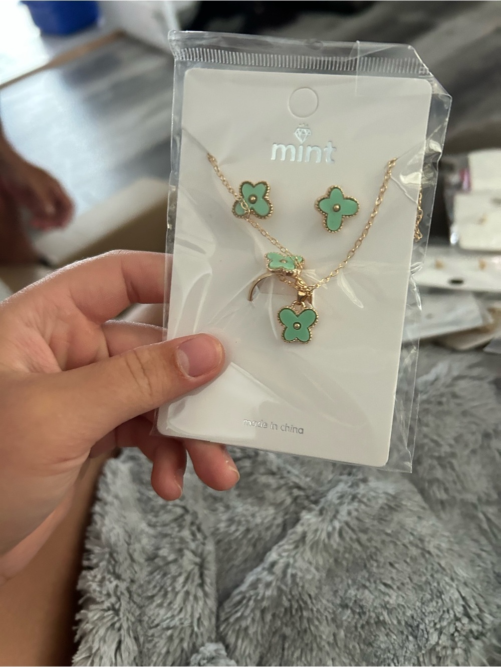4/$50 Mint Gold-Tone clover Mint Green Flower Jewelry Set